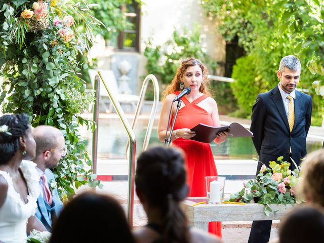 La boda de Fabrice y Yaiza en Córdoba, Córdoba 24