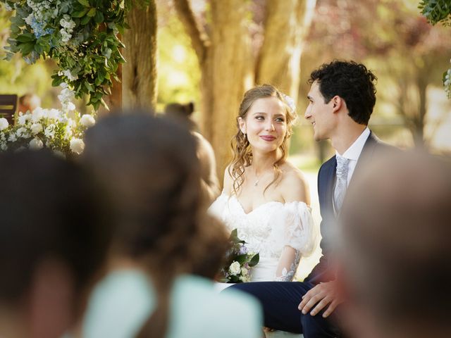 La boda de Gonzalo y Nura en Pozal De Gallinas, Valladolid 17