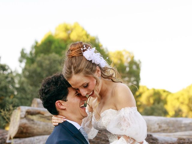 La boda de Gonzalo y Nura en Pozal De Gallinas, Valladolid 20