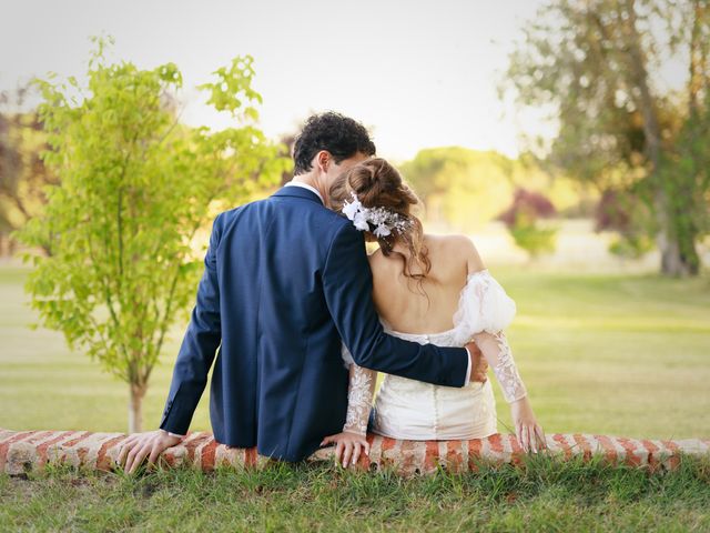 La boda de Gonzalo y Nura en Pozal De Gallinas, Valladolid 23