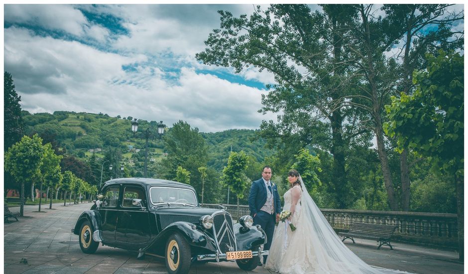 La boda de Carlos   y Lara   en Blimea, Asturias