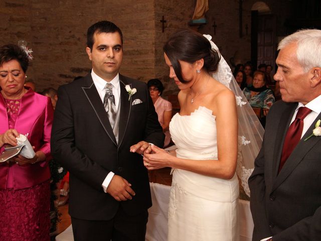 La boda de Loli y César  en San Pedro De Olleros, León 49