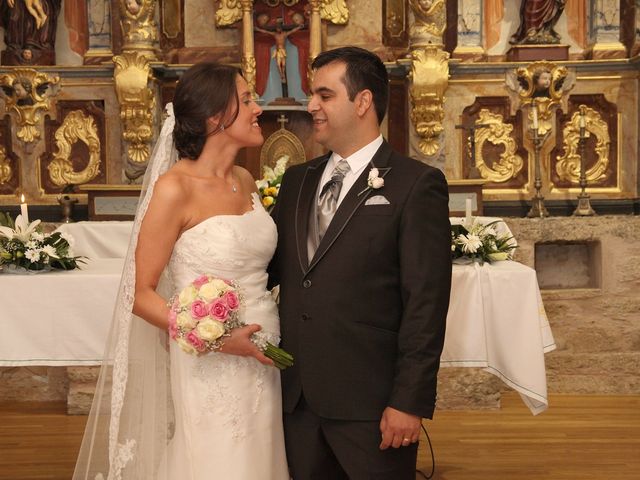 La boda de Loli y César  en San Pedro De Olleros, León 55