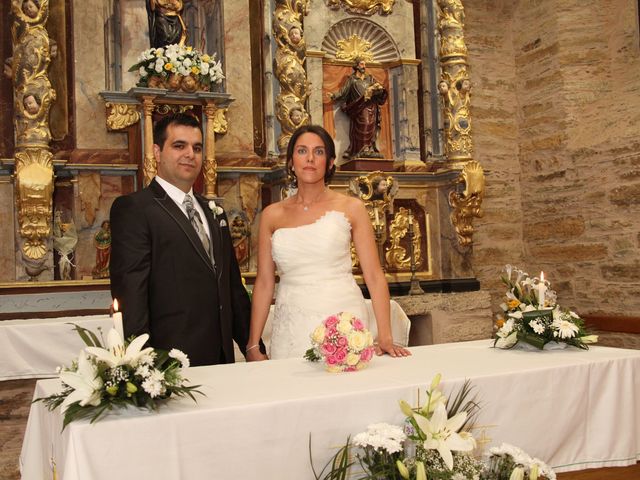 La boda de Loli y César  en San Pedro De Olleros, León 58