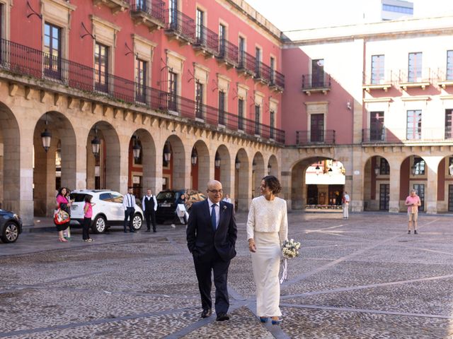 La boda de Sergio y Marina en La Manjoya, Asturias 17