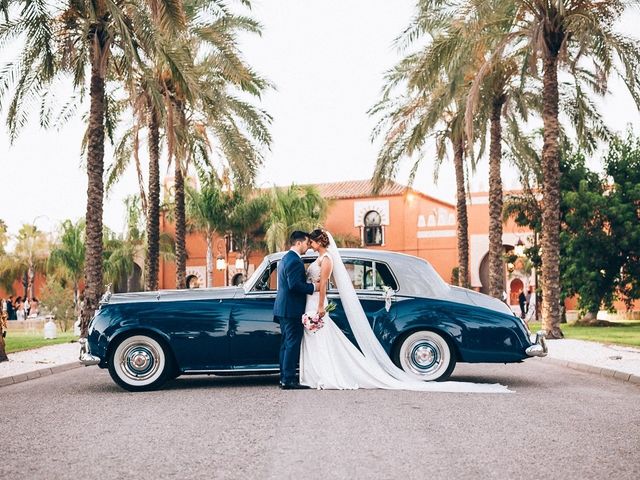 La boda de Manuel y Leticia en Dos Hermanas, Sevilla 68