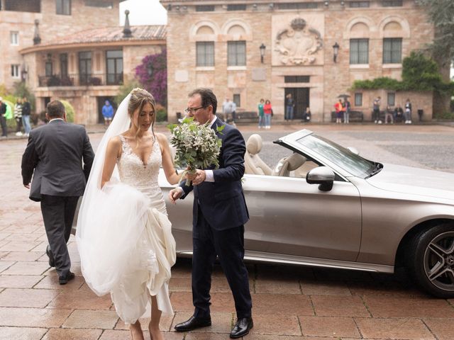 La boda de Javier y Lorena en Cangas De Onis, Asturias 15