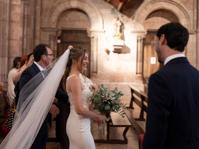 La boda de Javier y Lorena en Cangas De Onis, Asturias 21