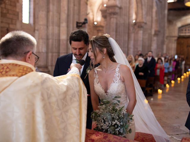 La boda de Javier y Lorena en Cangas De Onis, Asturias 36