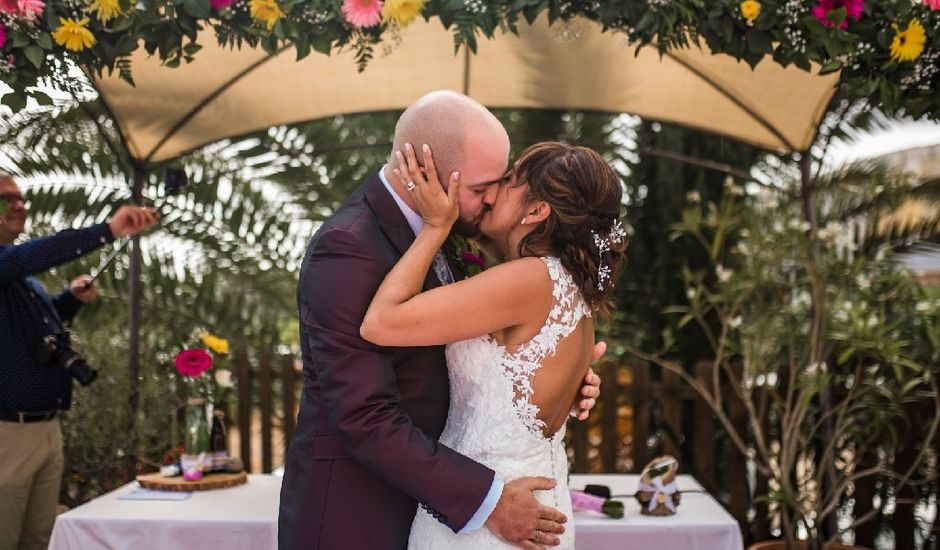 La boda de Miguel  y Bárbara en Santa Maria De Guia, Las Palmas