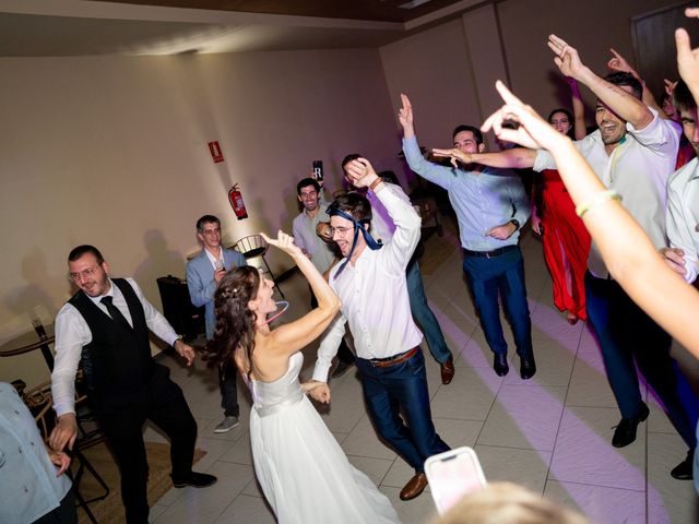 La boda de Pere y Coral en L&apos; Ametlla Del Valles, Barcelona 33