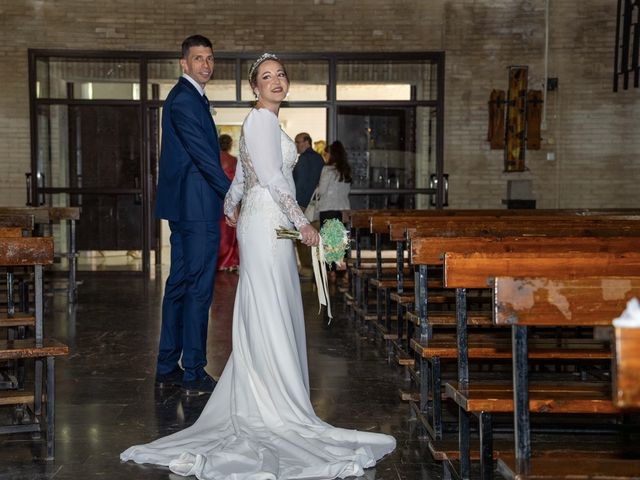 La boda de Jesús  y Cristina en Sevilla, Sevilla 2