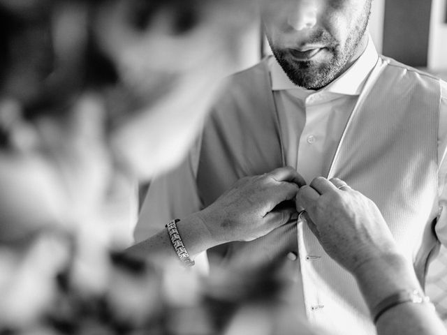 La boda de Juan y Isabel en Pilas, Sevilla 4