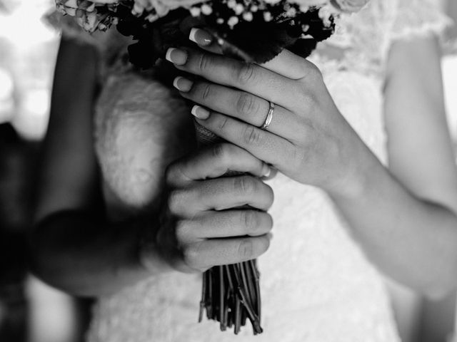 La boda de Juan y Isabel en Pilas, Sevilla 25