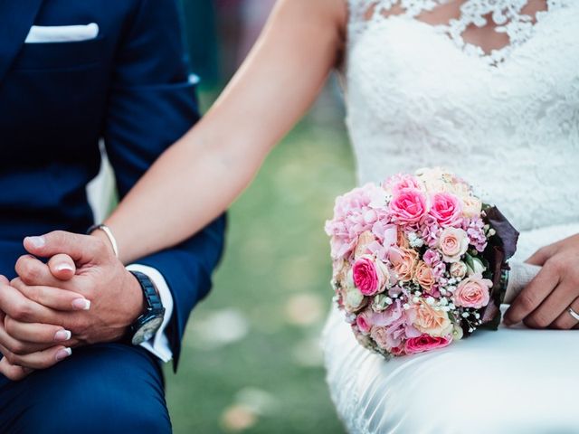 La boda de Juan y Isabel en Pilas, Sevilla 37