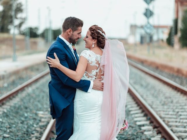 La boda de Juan y Isabel en Pilas, Sevilla 44