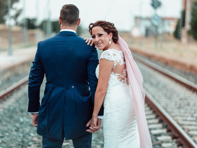 La boda de Juan y Isabel en Pilas, Sevilla 45