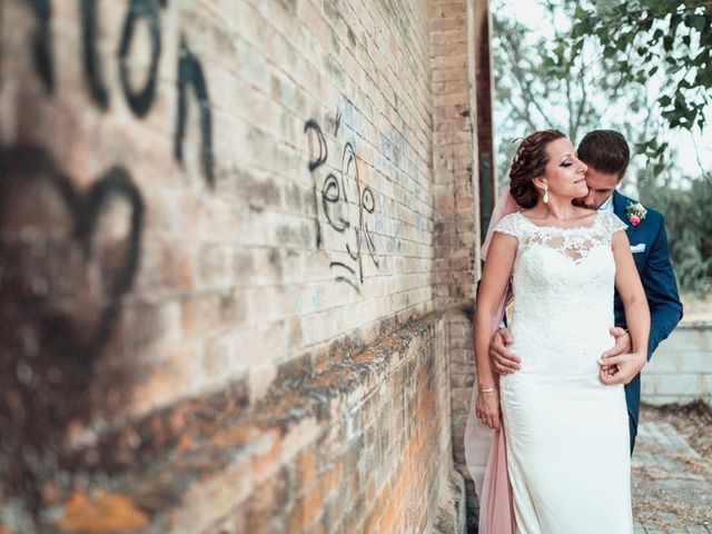 La boda de Juan y Isabel en Pilas, Sevilla 49