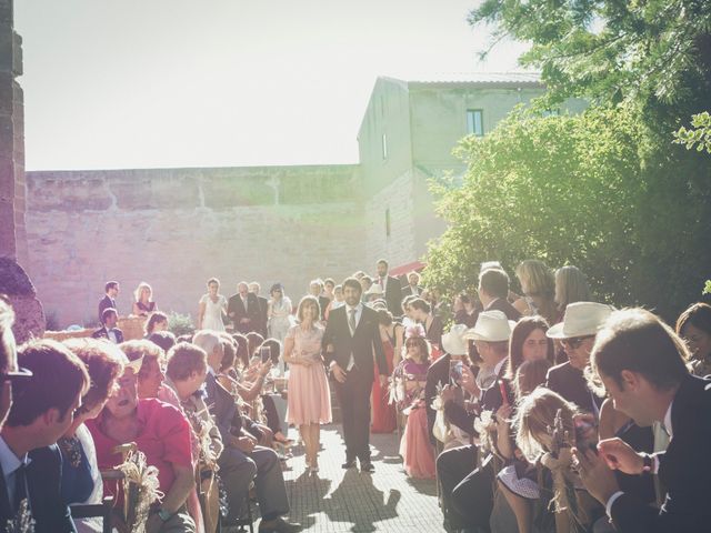 La boda de Carlos y Elena en Santa Gadea Del Cid, Burgos 23