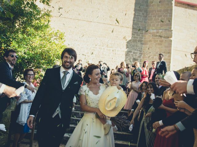 La boda de Carlos y Elena en Santa Gadea Del Cid, Burgos 29