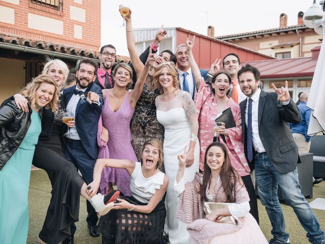 La boda de Israel y Cintia en Navalcarnero, Madrid 76