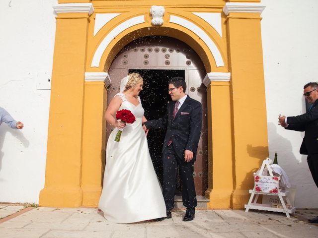 La boda de Rafael y Patricia en Dilar, Granada 12