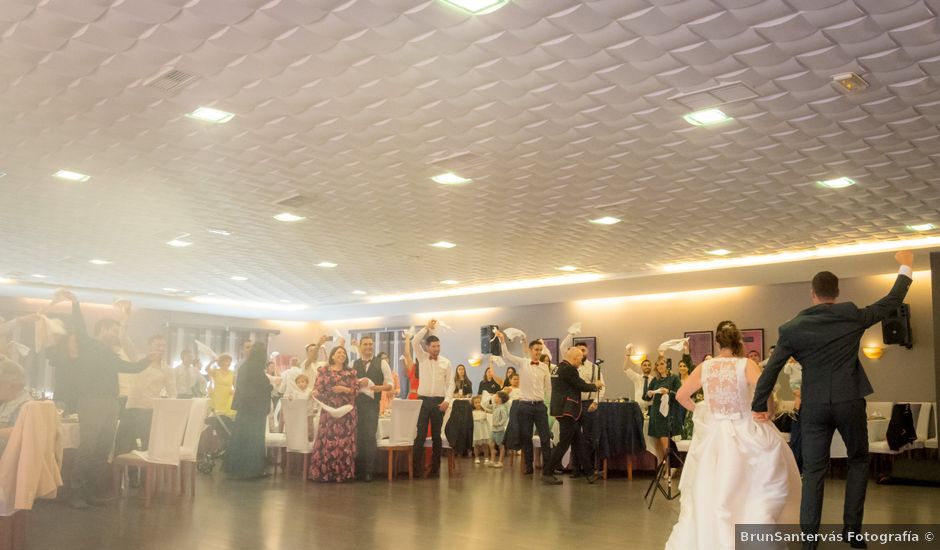 La boda de Rober y Tamara en Tomiño, Pontevedra