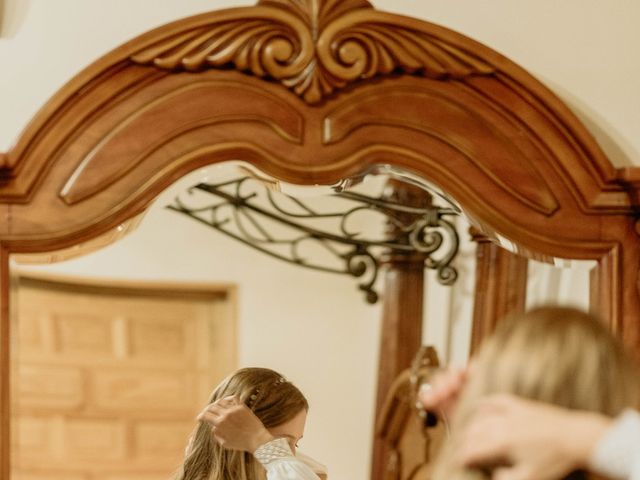 La boda de Adorian y Valentina en Villarrobledo, Albacete 35
