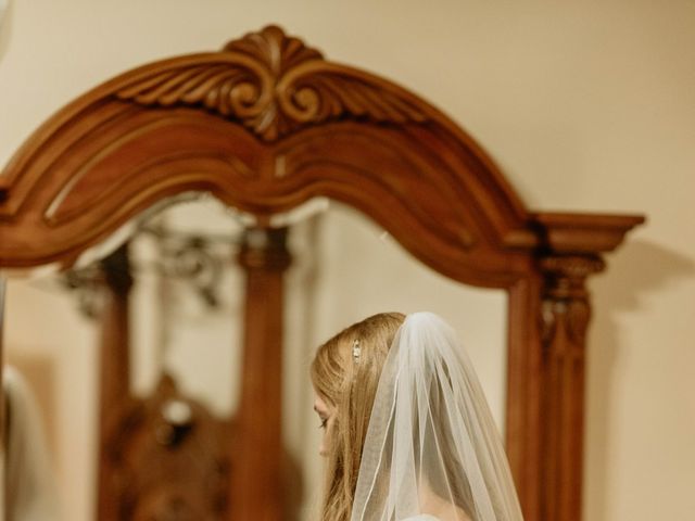 La boda de Adorian y Valentina en Villarrobledo, Albacete 45