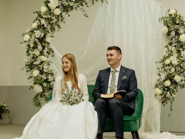 La boda de Adorian y Valentina en Villarrobledo, Albacete 82