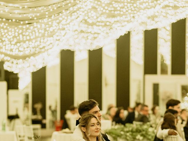 La boda de Adorian y Valentina en Villarrobledo, Albacete 178