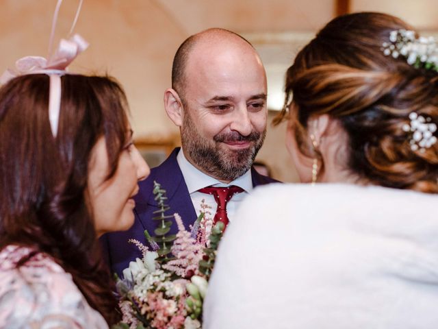 La boda de Rafa y Alejandra en Valverdon, Salamanca 39