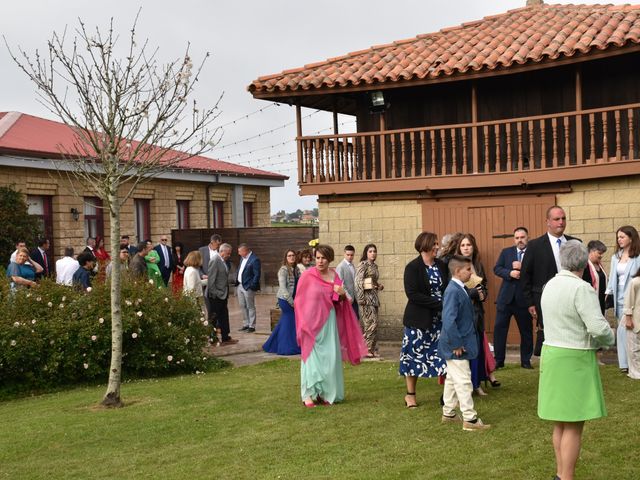 La boda de Jandro y Tamara en Luanco, Asturias 9