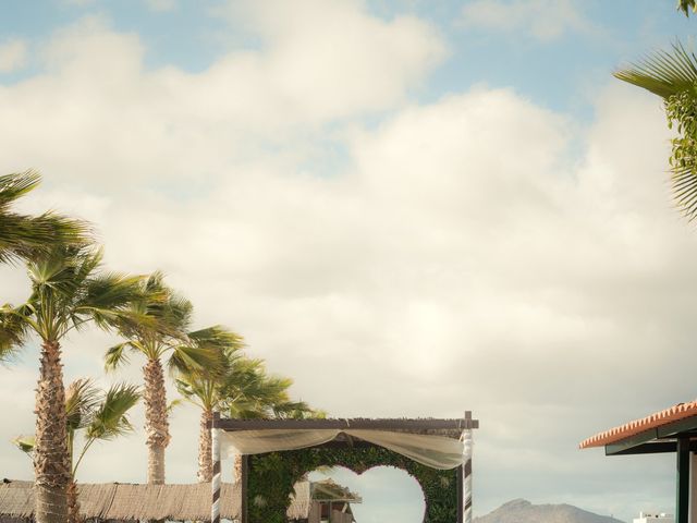 La boda de Xiomara y Aron en San Miguel De Abona, Santa Cruz de Tenerife 29