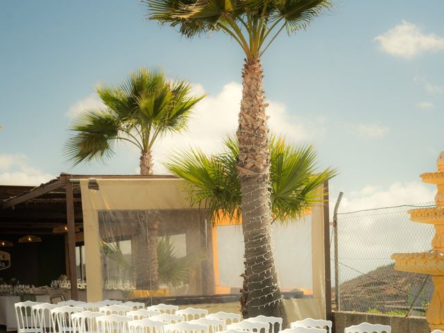 La boda de Xiomara y Aron en San Miguel De Abona, Santa Cruz de Tenerife 30