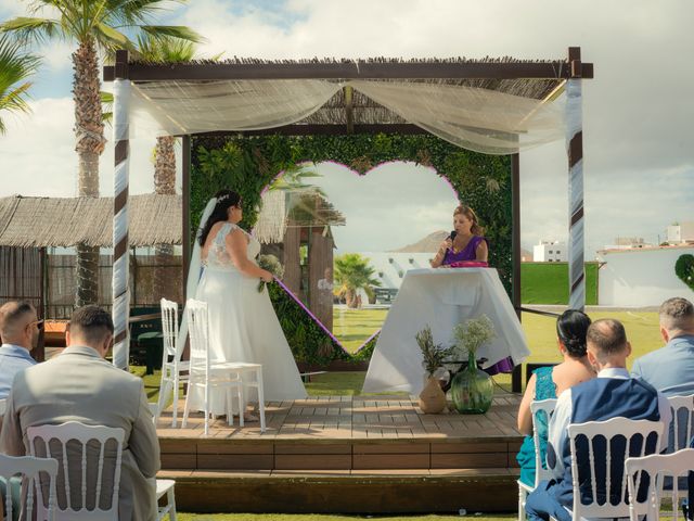 La boda de Xiomara y Aron en San Miguel De Abona, Santa Cruz de Tenerife 45