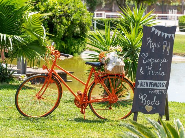 La boda de Diego y Sandra en El Prat De Llobregat, Barcelona 16