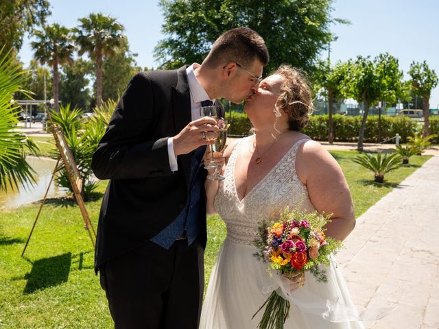La boda de Diego y Sandra en El Prat De Llobregat, Barcelona 17