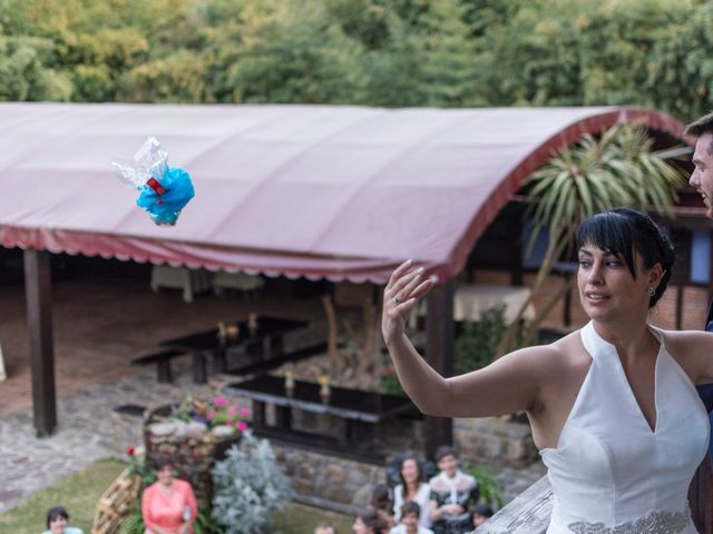 La boda de Iñaki y Tamara en Bakio, Vizcaya 51