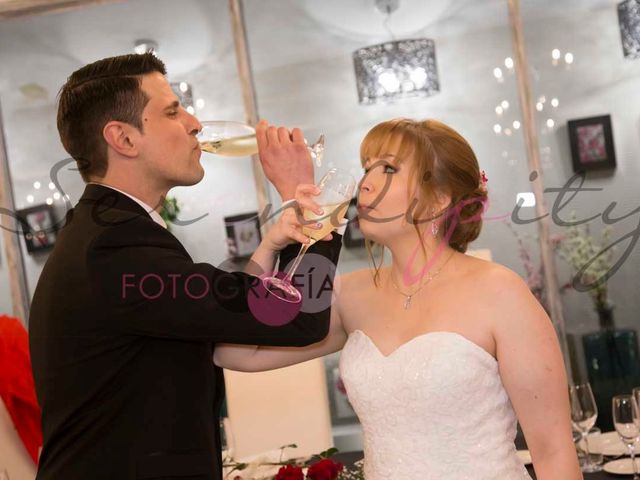 La boda de Carlos y Silvia en El Puig, Valencia 23