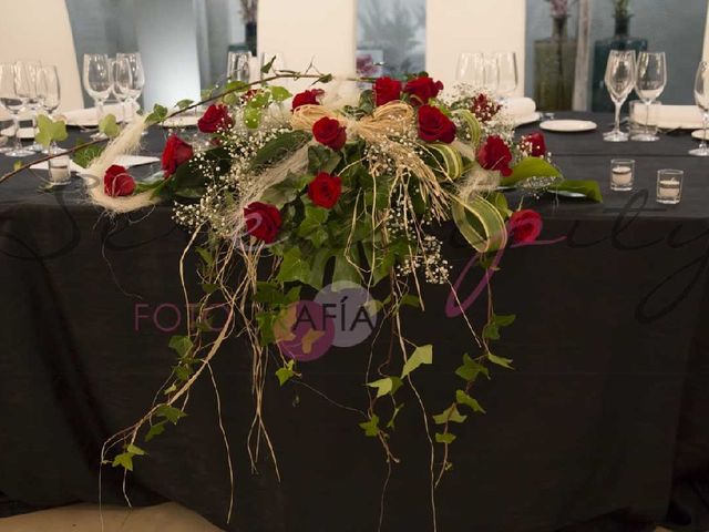 La boda de Carlos y Silvia en El Puig, Valencia 36