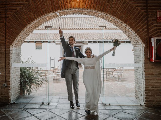 La boda de Manuel y Marina en Alcala De Guadaira, Sevilla 101