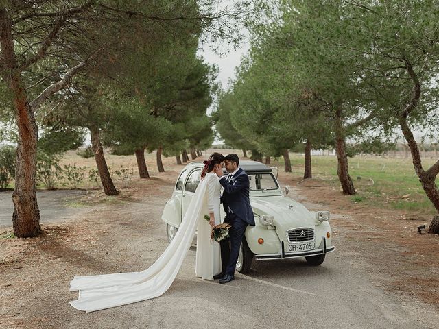 La boda de Ricardo y Marta en Pozuelo De Calatrava, Ciudad Real 69