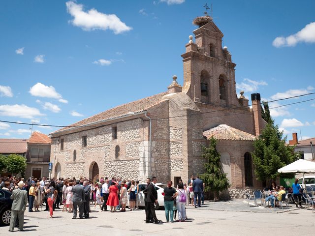 La boda de David y Elsa en Castellanos De Moriscos, Salamanca 18