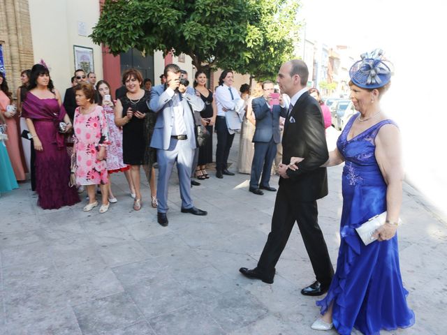La boda de Hugo y Mª Angeles en Sevilla, Sevilla 11