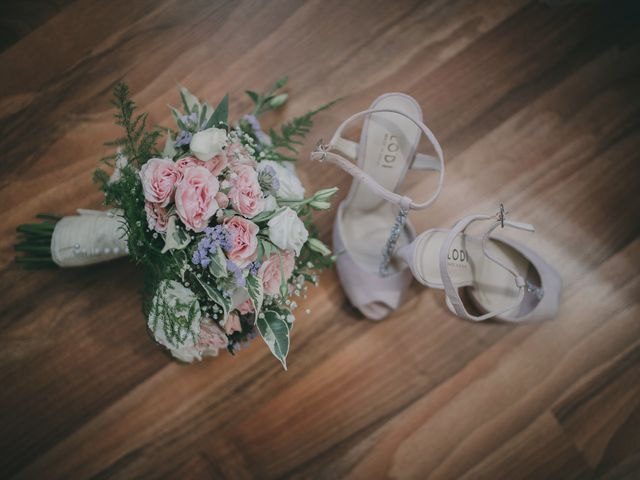 La boda de Alberto y Encarni en Alcala De Guadaira, Sevilla 28