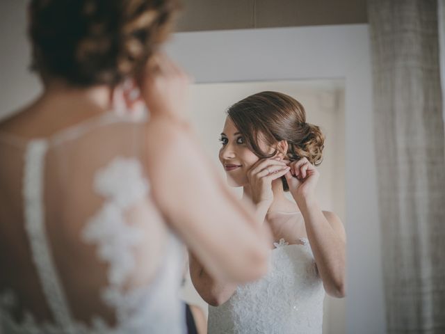 La boda de Alberto y Encarni en Alcala De Guadaira, Sevilla 33