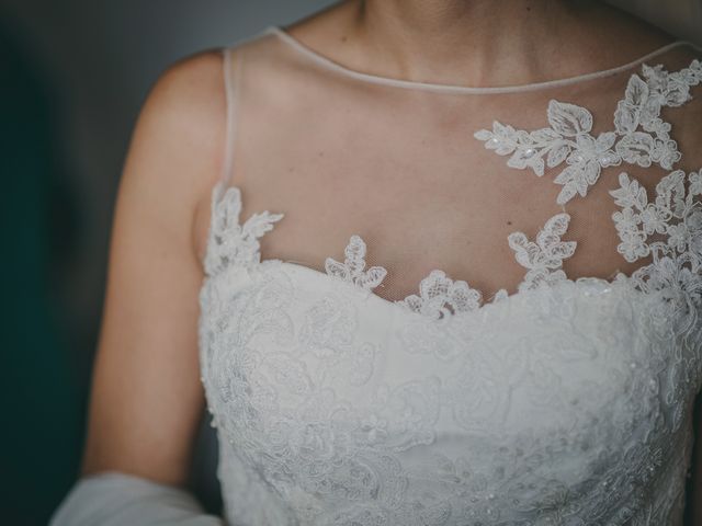 La boda de Alberto y Encarni en Alcala De Guadaira, Sevilla 39