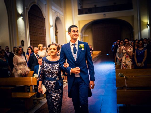 La boda de Carlos y Arantza en San Sebastian De Los Reyes, Madrid 22