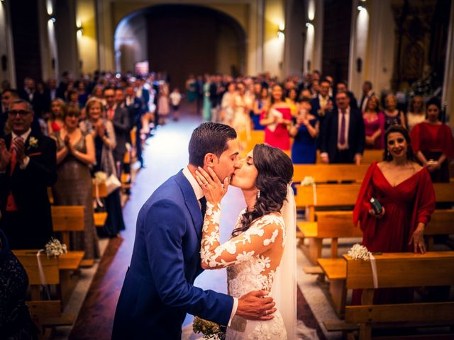 La boda de Carlos y Arantza en San Sebastian De Los Reyes, Madrid 39